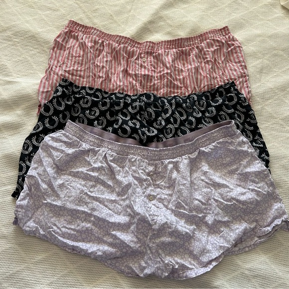 PINK Victoria's Secret Pants - Pink Victoria’s Secret Sleep Shorts Elastic Waistband floral stripes pink purple